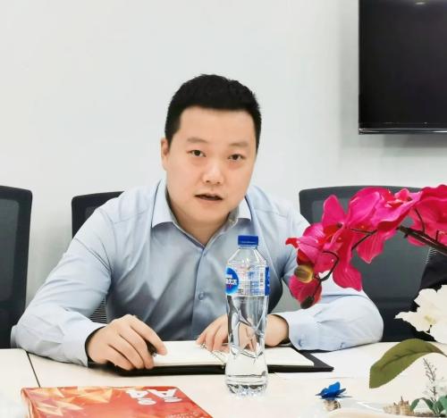 宇更新改造調(diào)研會議上領(lǐng)導(dǎo)分享案例_中企物業(yè)