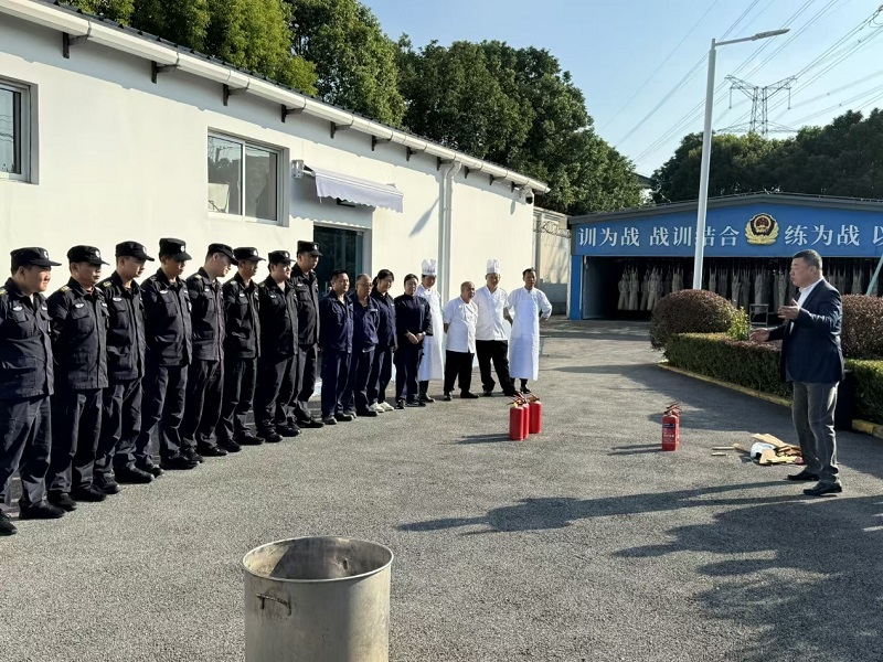 消防演練現(xiàn)場(chǎng)講解_百強(qiáng)物業(yè)公司